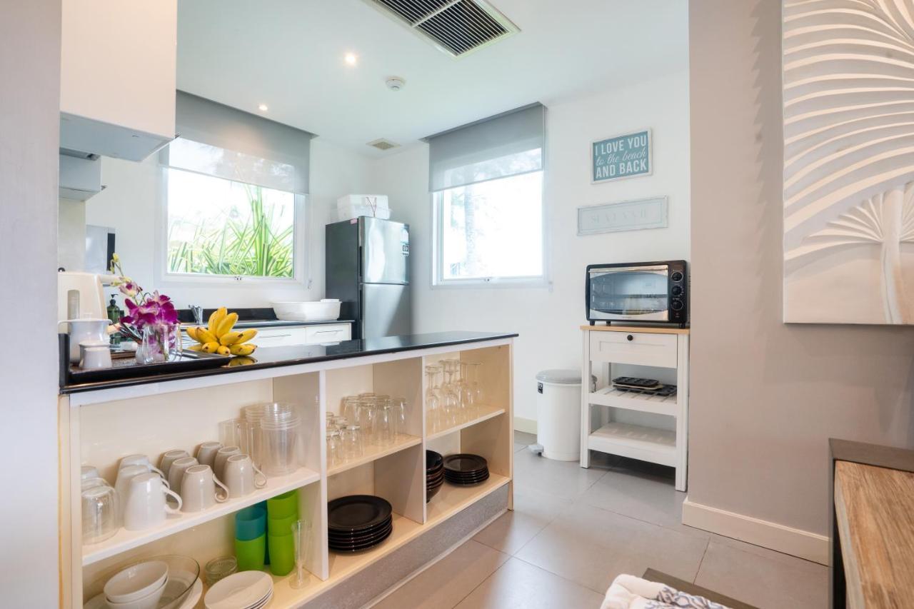 Karon Sea View Beach Apartment Eksteriør billede