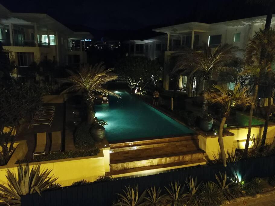 Karon Sea View Beach Apartment Eksteriør billede