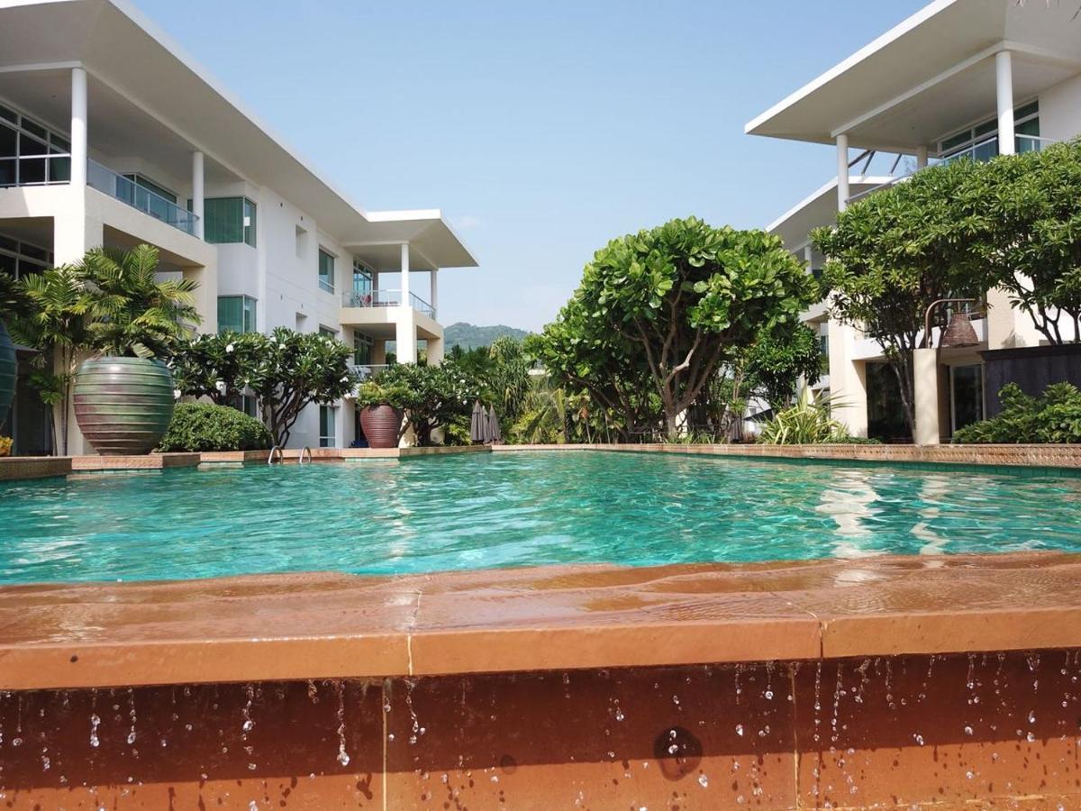 Karon Sea View Beach Apartment Eksteriør billede