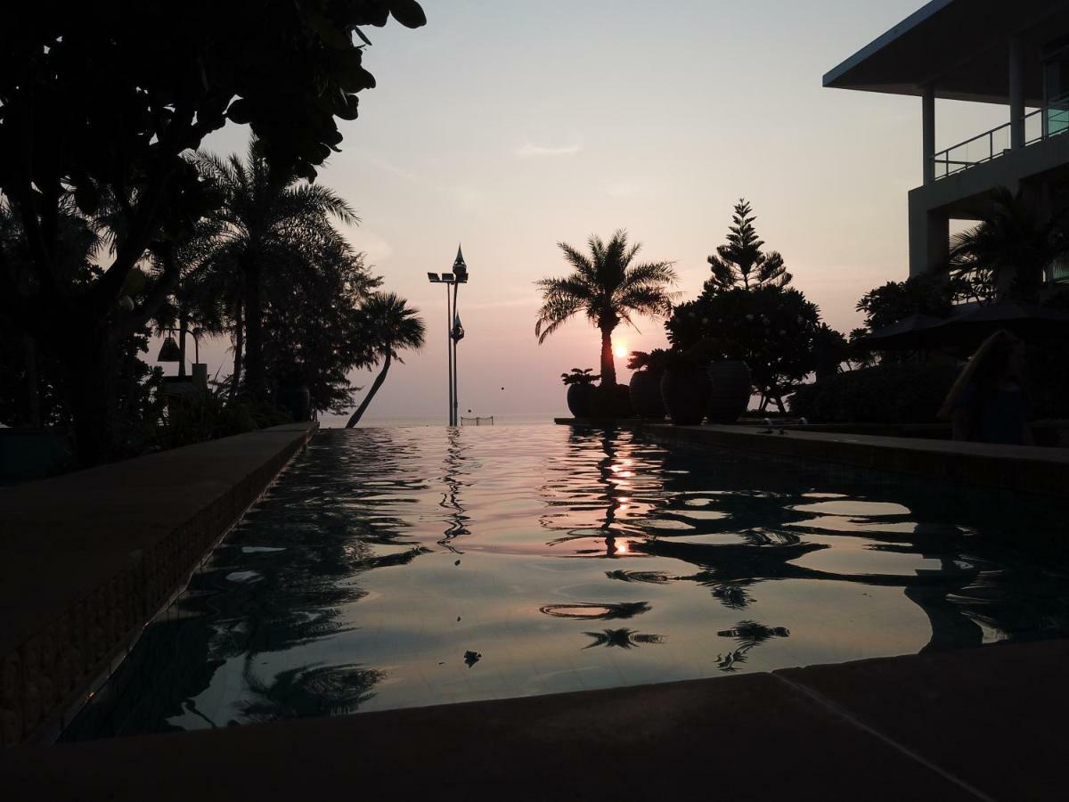 Karon Sea View Beach Apartment Eksteriør billede